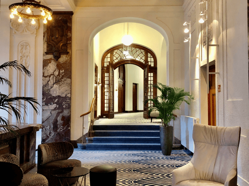 Armstrong Floor and Wall offers carpet cleaning to a wide variety of locations in the Silver City and Deming, NM areas